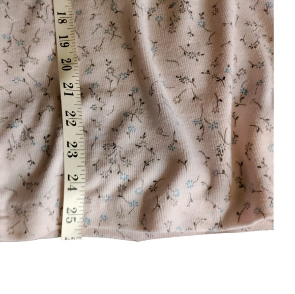 Top - Picture 5 of 6